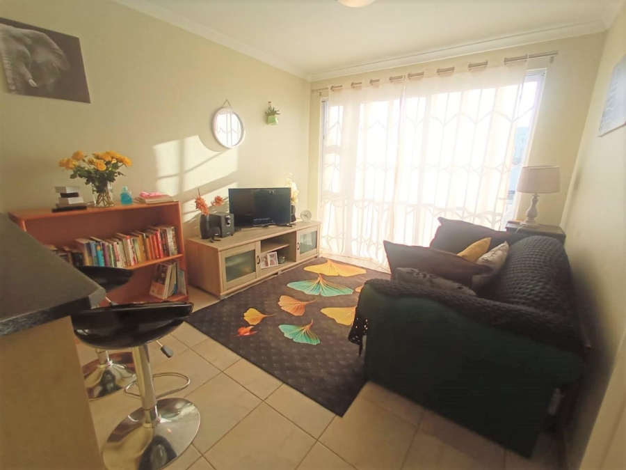 1 Bedroom Property for Sale in Waves Edge Western Cape